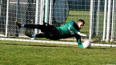 Bursaspor kampa girdi