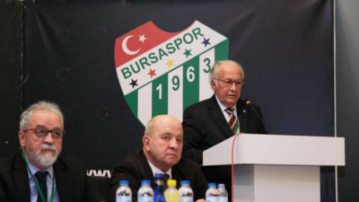 Bursaspor Başkanı Sinan Bür: Çok farklı bir takım ve taraftar göreceksiniz