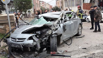 Bursa’da otomobilin çarptığı kadın kurtarılamadı