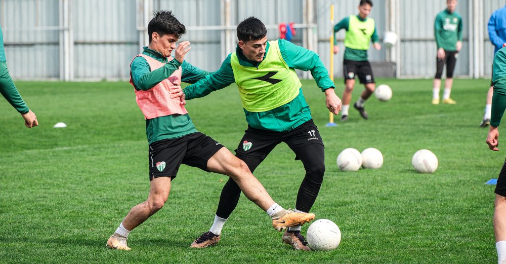 Bursaspor taktik antrenman yaptı