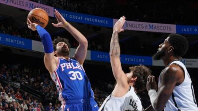 Furkan Korkmaz’dan Brooklyn potasına 10 sayı