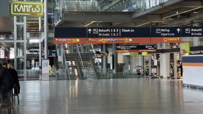 Frankfurt Havalimanı’nda işçiler greve gitti