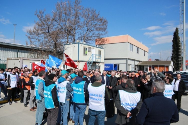 Bursa’da işçi sendikasının Borusan eylemi devam ediyor