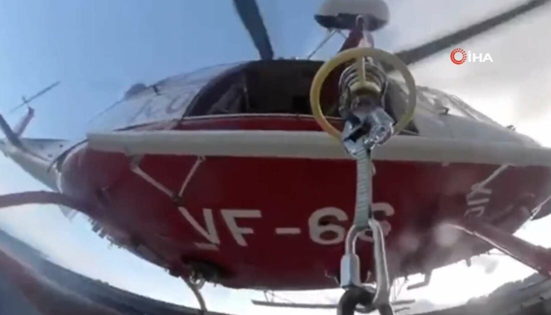 Mahsur kalan 3 kayakçı helikopterle kurtarıldı