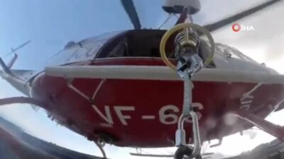 Mahsur kalan 3 kayakçı helikopterle kurtarıldı