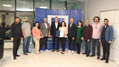 Mimarlar Odası Bursa Şubesi’nde yönetim mazbatasını aldı