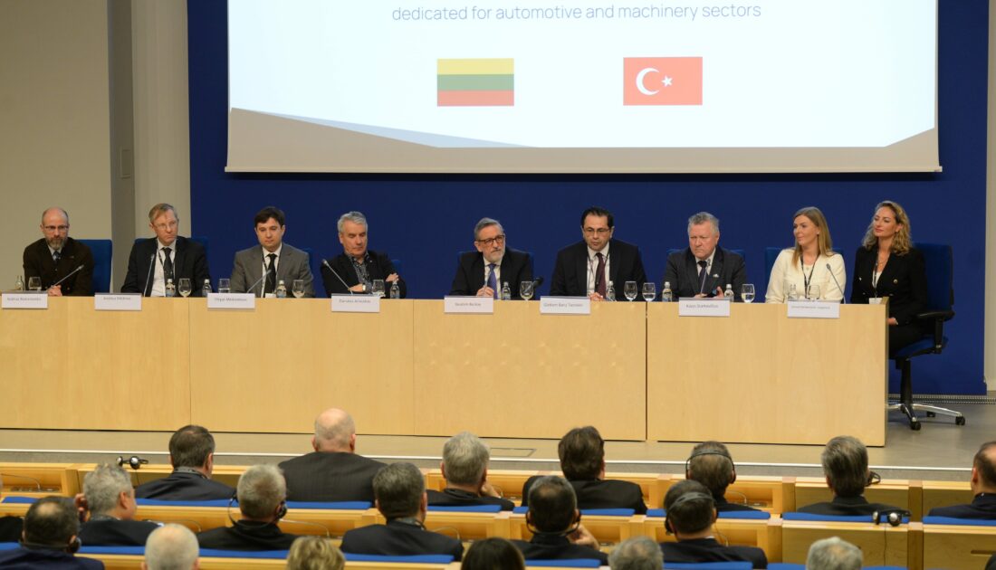 Bursa iş dünyası yeni işbirlikleri için Litvanya’da