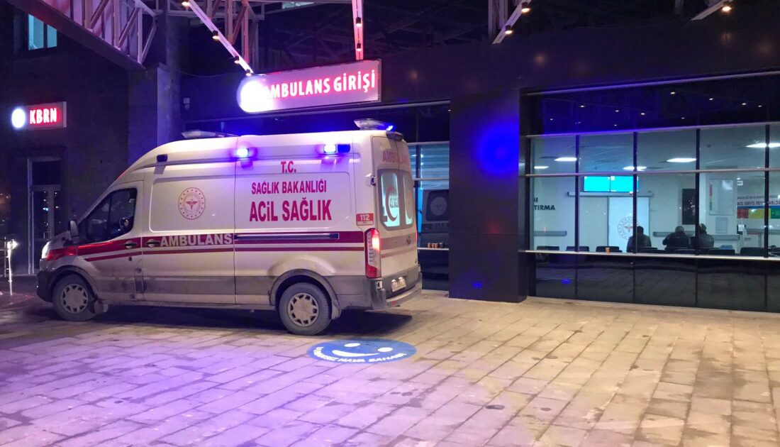 Kamyonet bisiklete çarptı: Yaralı var
