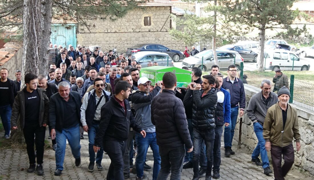 Suda cesedi bulunan çocuk son yolculuğuna uğurlandı