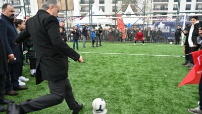 Büyükşehir’den Nilüfer’e futbol sahası