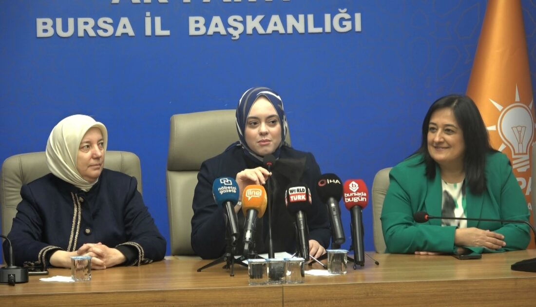 Çavuşoğlu’ndan kız öğrenciler hakkında açıklama