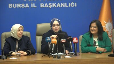 Çavuşoğlu’ndan kız öğrenciler hakkında açıklama