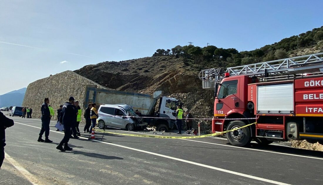 Kamyon ile ticari araç kafa kaya çarpıştı: 1 kişi öldü