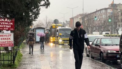 Bursa’da sağanak yağmur zor anlar yaşattı!