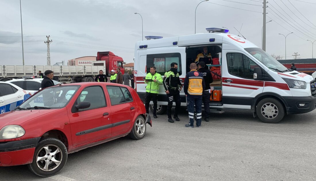 Kazada otomobilin tekeri koptu: 1 yaralı