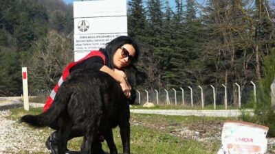 Bursa’da geri dönüşüm atıkları sokak hayvanlarına mama oldu