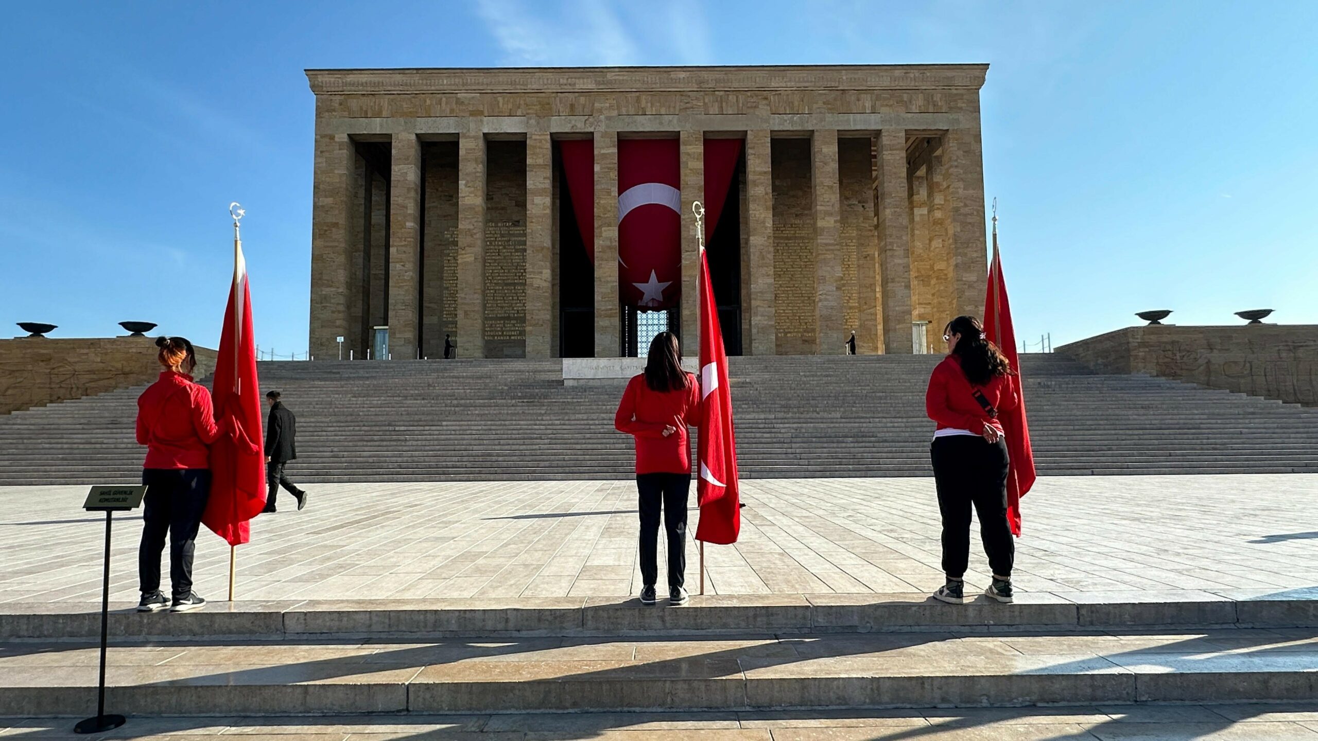 Anıtkabir’de 18 Mart Şehitlerini anma töreni düzenlendi