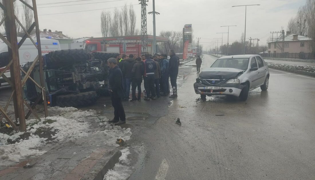 Traktör ile otomobil çarpıştı
