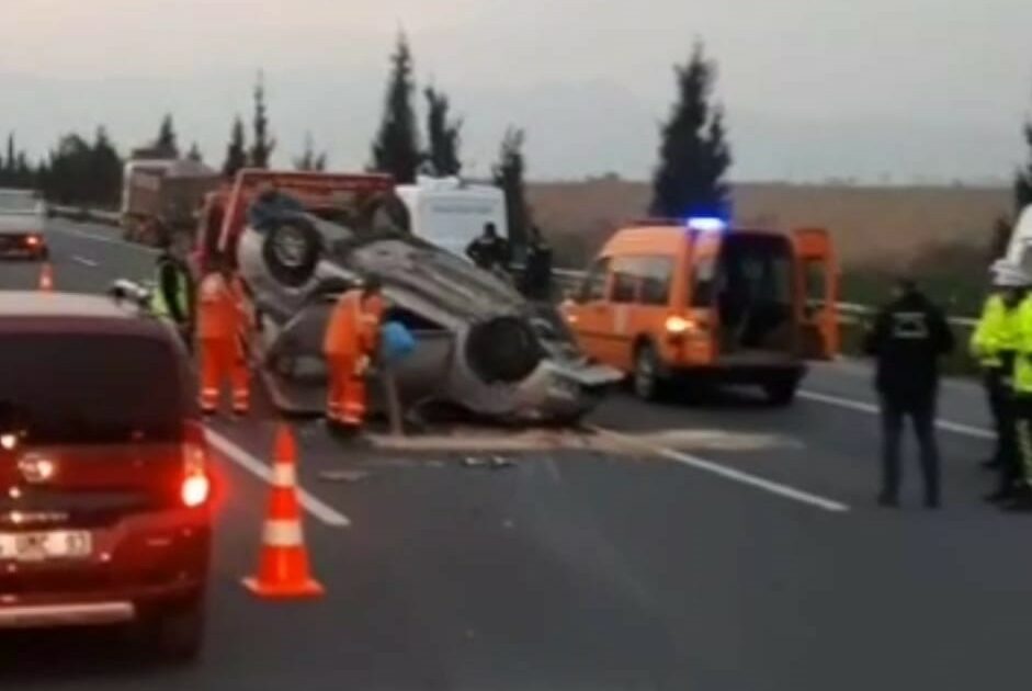 Otomobil önce TIR’a ardından bariyerlere çarptı: 1ölü, 1 yaralı