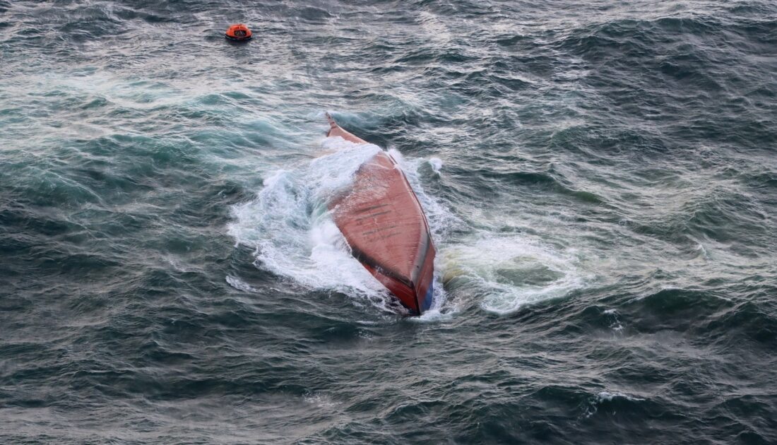 Japonya açıklarındaki tanker kazasında 8 kişi öldü