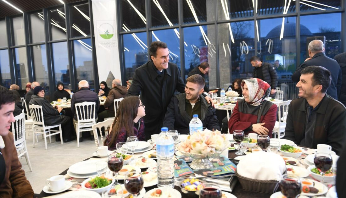 Başkan Dündar, şehit aileleri onuruna iftar verdi