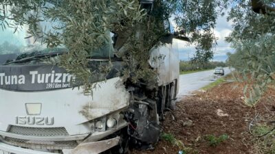 Bursa’da servis aracı kaza yaptı: Çok sayıda yaralı var