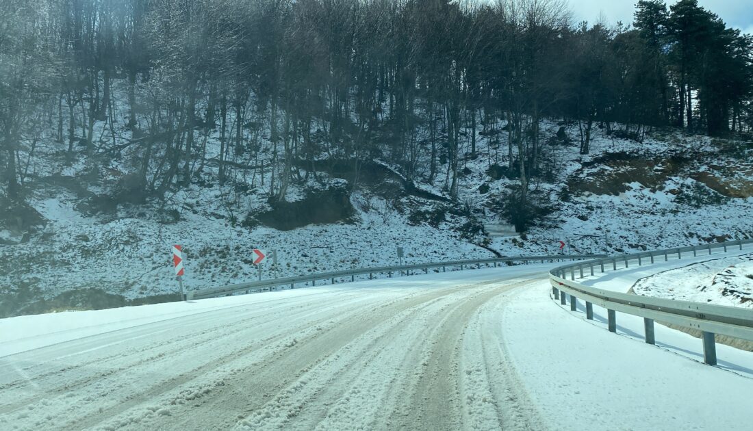 Bursa’da aniden bastıran dolu yağışı etkili oldu