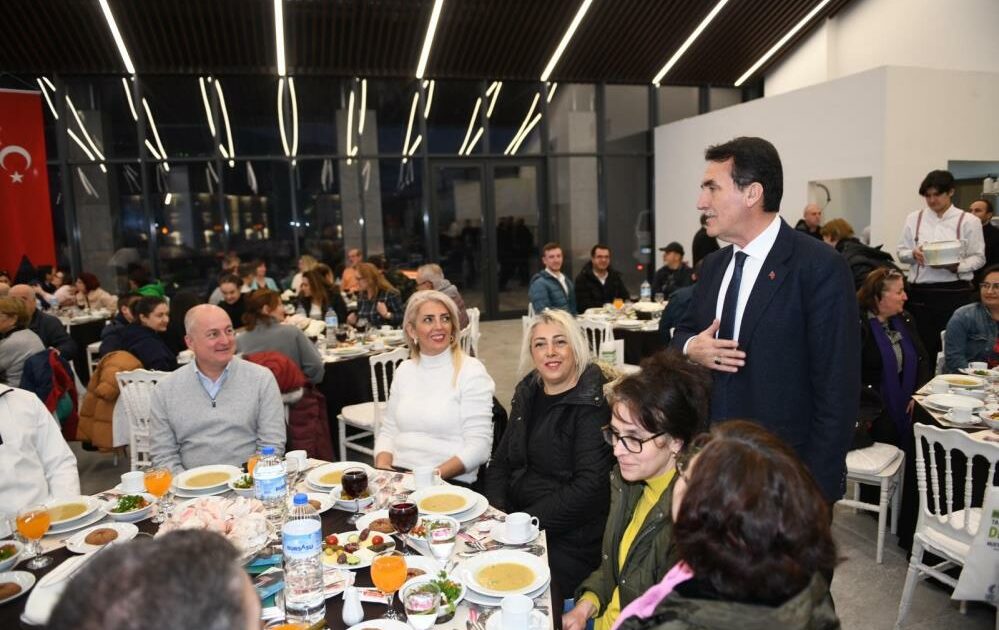 Dündar, BAL-GÖÇ temsilcileriyle buluştu