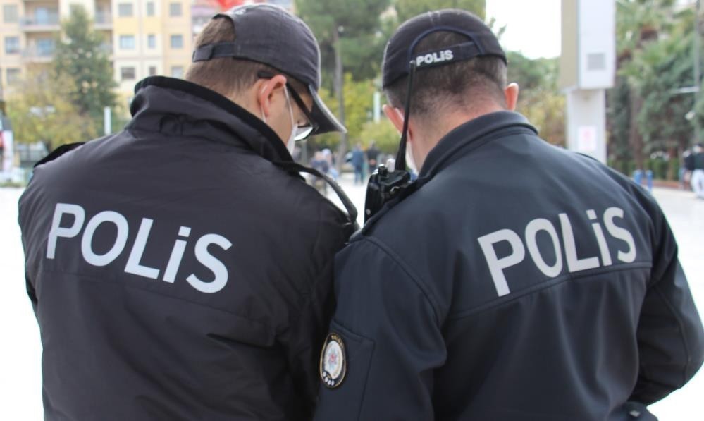 Yıllarca hapis cezası bulunan şahıs polis ekiplerine takıldı