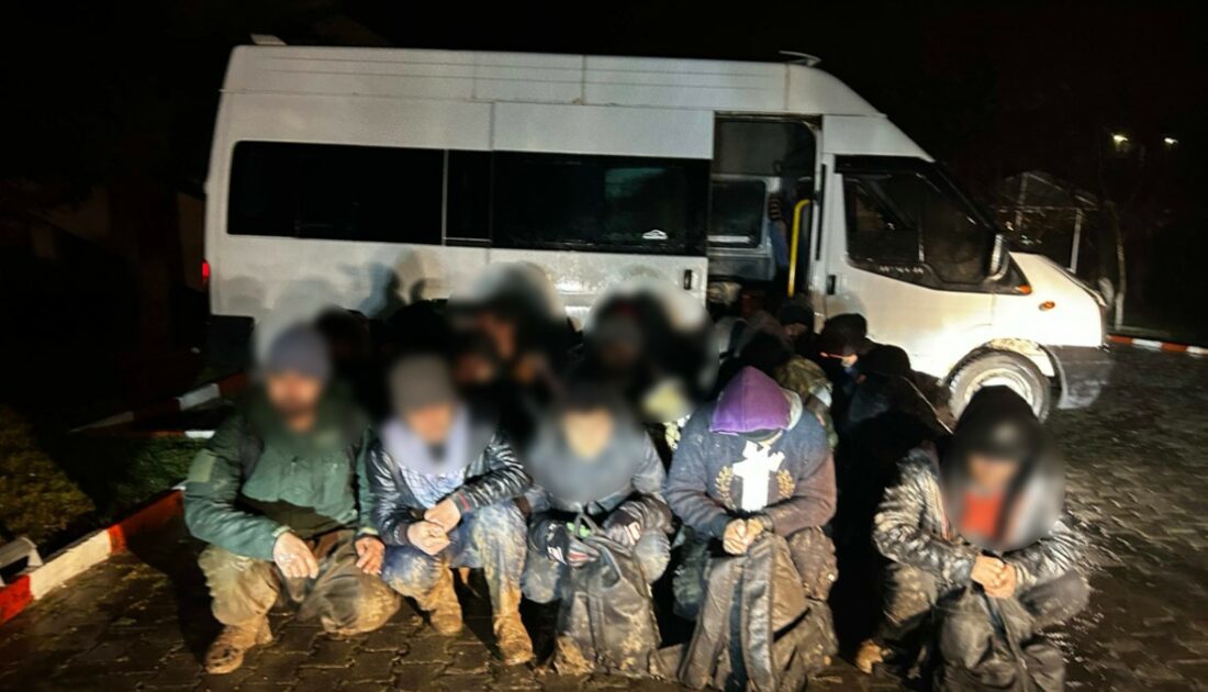 39 göçmen ve 4 insan kaçakçısı yakalandı