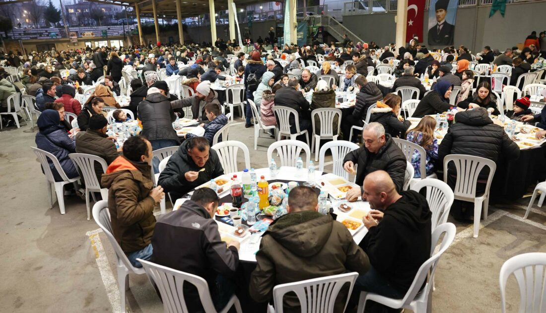 Binlerce Nilüferli iftar sofralarında buluşuyor