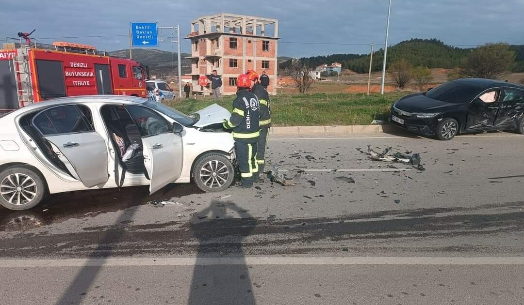 Denizli’de trafik kazası: 3 yaralı