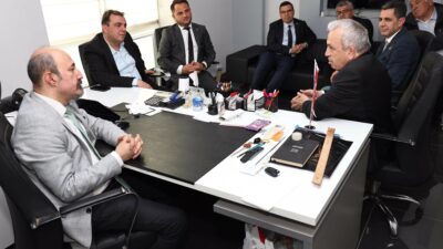 TSYD Bursa’ya Şadi Özdemir’den ziyaret