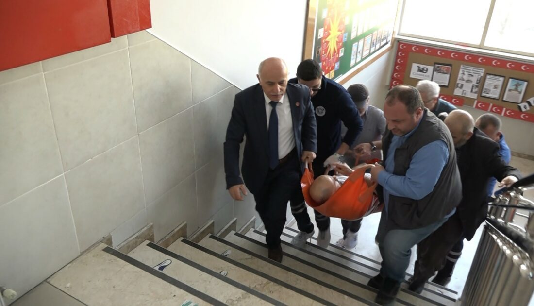 Bursa’da oy kullanmak için engel yok