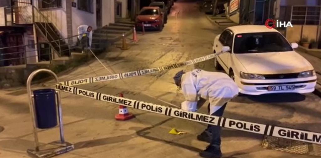 Kayınbiraderine cadde ortasında tabancayla ateş etti
