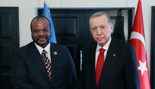 Erdoğan, Estavini Kralı 3. Mswati ile görüştü
