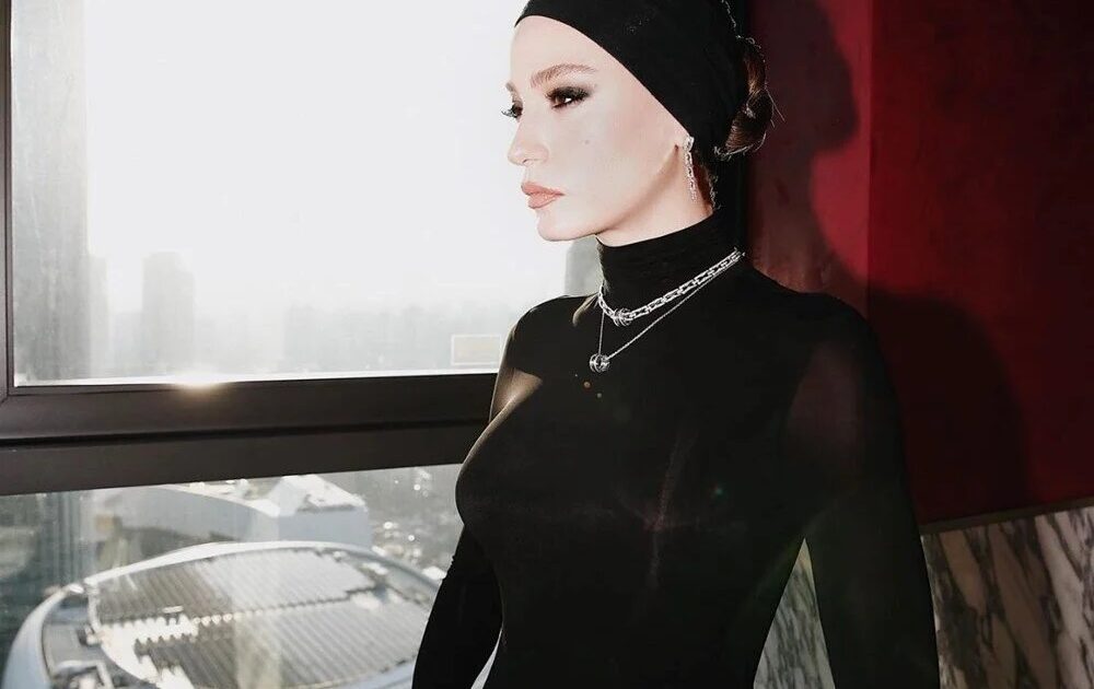 Serenay Sarıkaya Seul’da: Tarzı çok konuşuldu