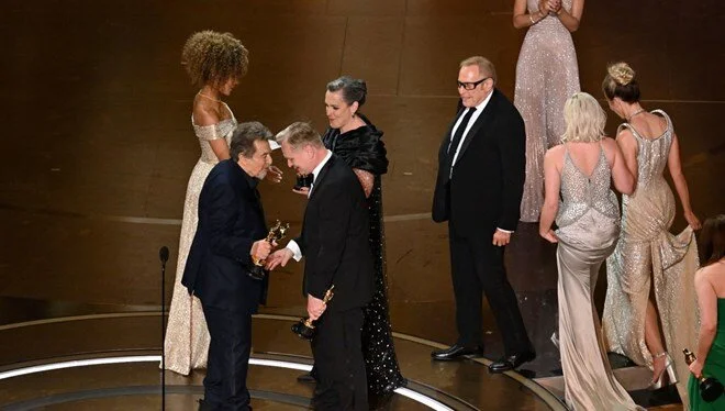 Oscar gecesinin en garip anı: Al Pacino’dan açıklama gecikmedi