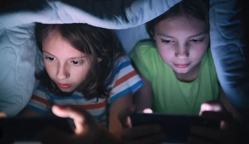 Çocuklar için korkutan tehlike: dijital sömürü ve istismar!