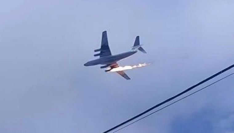 Rusya’da 15 kişiyi taşıyan askeri nakliye uçağı düştü Rusya’da 15 kişiyi taşıyan askeri nakliye uçağı düştü