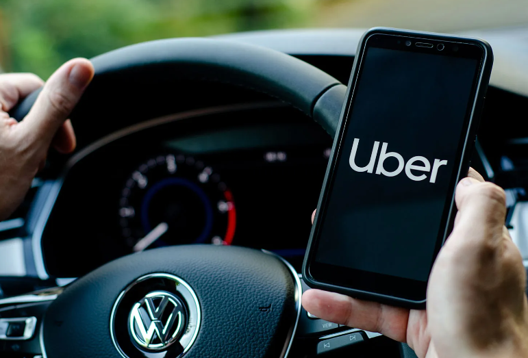 Uber, Avustralya’da taksi şoförlerine 178 milyon dolar ödeyecek