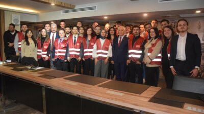 Bozbey’den gençlere çağrı: Oy renkleri değişecek!