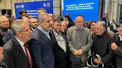Bakan Fidan, Bursa’da Rumeli Balkan Türkleri ile bir araya geldi