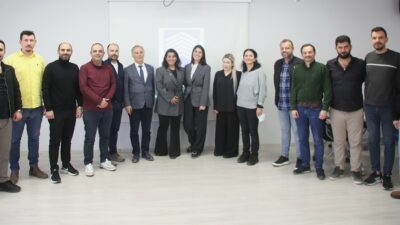 YDKBD Bursa Şubesi’nde İnhanlı’ya güvenoyu
