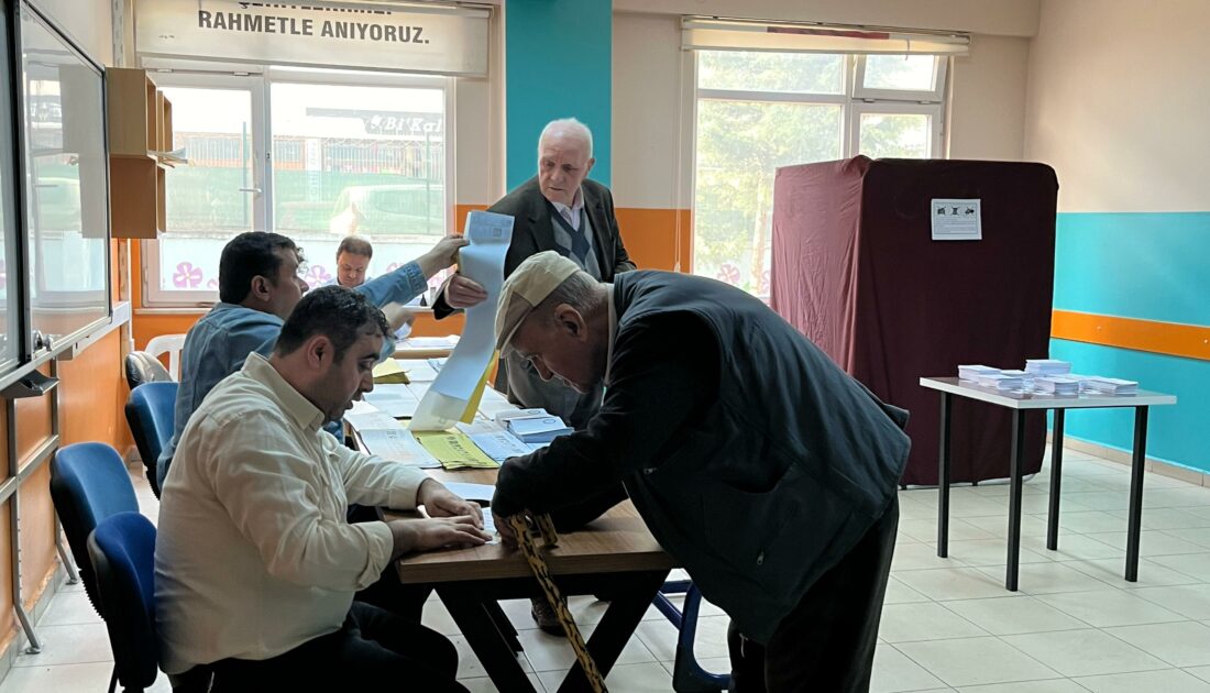 Bursalı vatandaşlar sandık başında