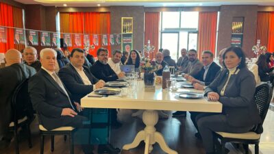 CHP Bursa Büyükşehir Adayı Bozbey, basın ile buluştu