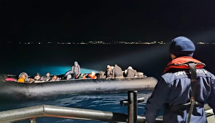 İzmir’de karada ve denizde 91 kaçak göçmen yakalandı