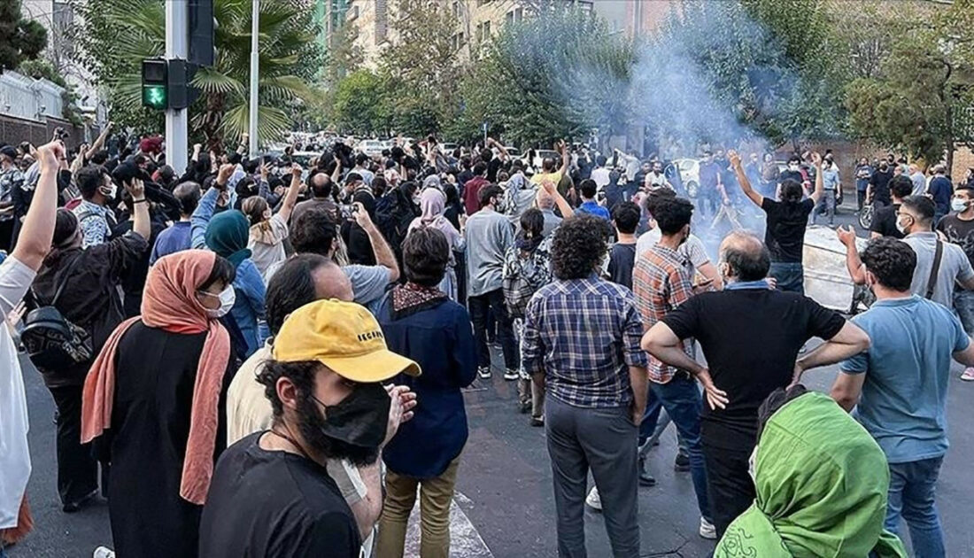 2 yıl önce protestocuyu öldüren polise idam cezası