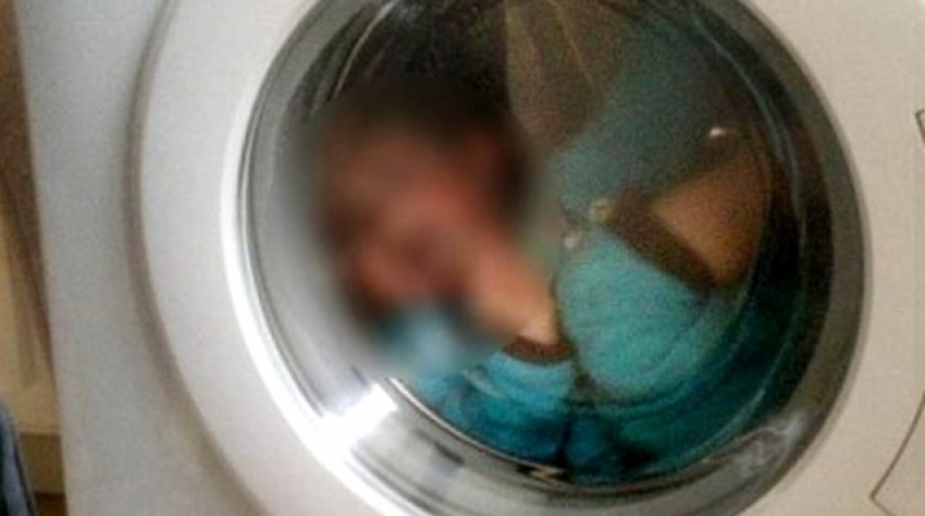 Çamaşır makinesine giren 3 yaşındaki çocuk öldü