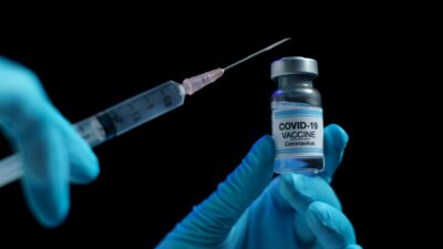 29 ayda 217 kez coronavirüs aşısı oldu: Klinikte araştırıldı